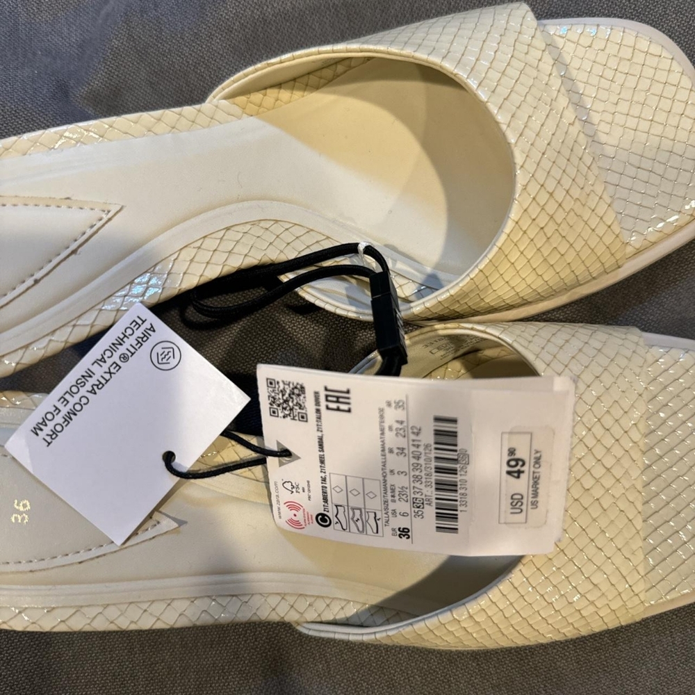 Zara Women's Cream and White Footwear